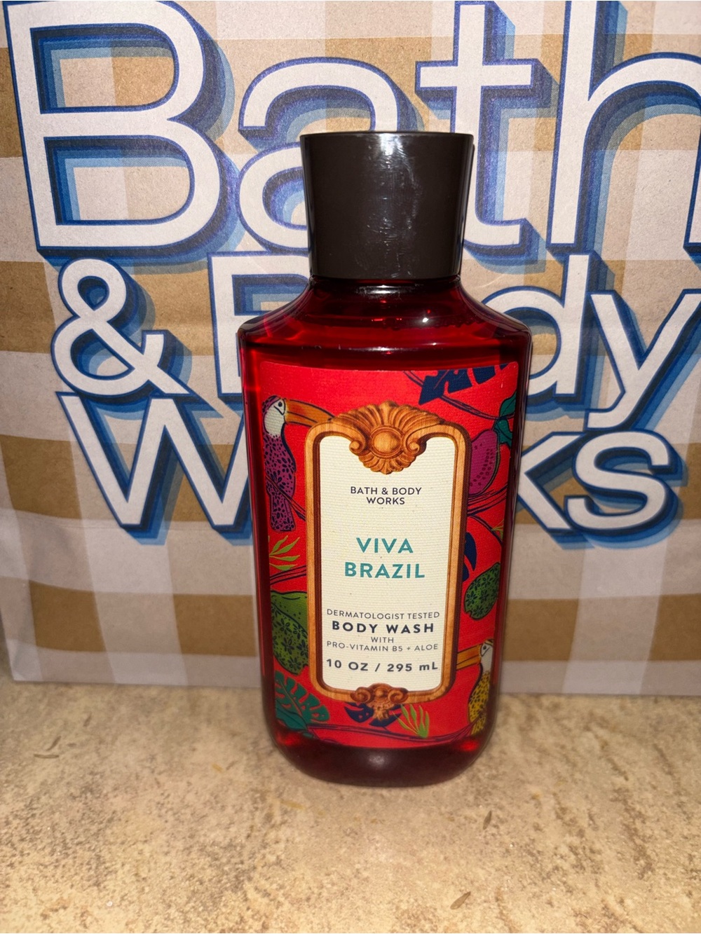 Bath & Body Works Viva Brazil Red Body Wash with Brown Cap